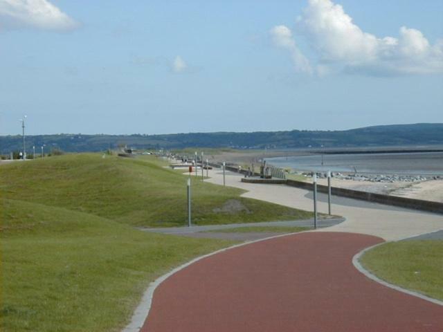 Beach Front Ground Floor Apartment Llanelli Exterior foto